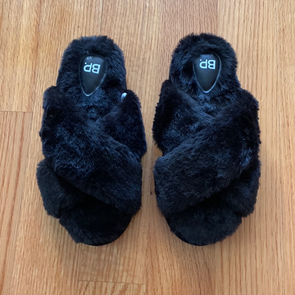 Super cozy Womens slippers